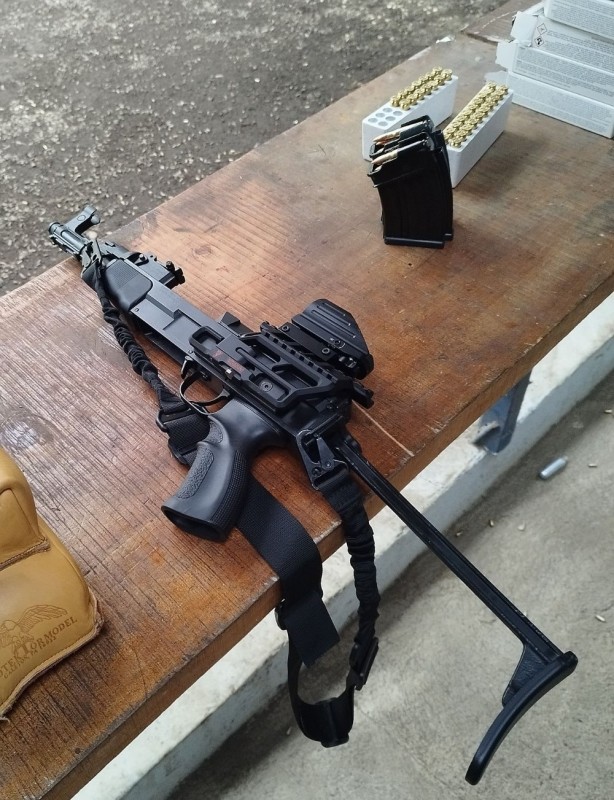 Ak-47-ultrakort.jpg